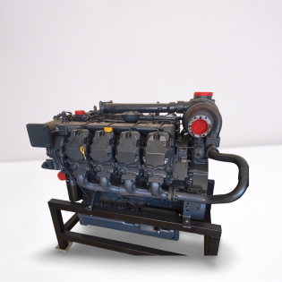 MOTOR DEUTZ TCD 2015 V08